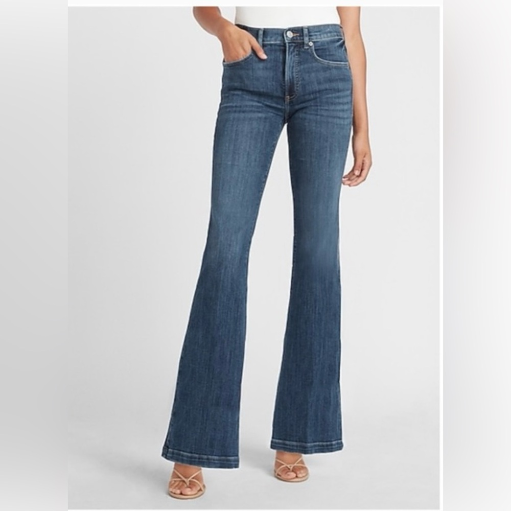 Express high rise bell flare jeans - dark wash - sz. 4